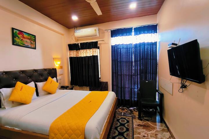 Room 6 of 31