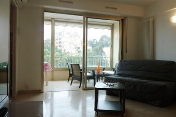 Room 17 of 22
