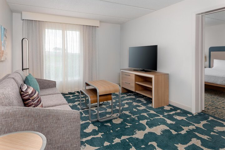 Room 15 of 48