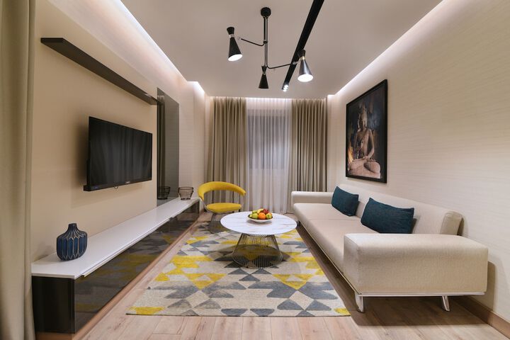 Room 16 of 62