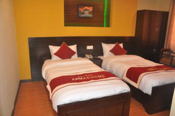 Room 14 of 34