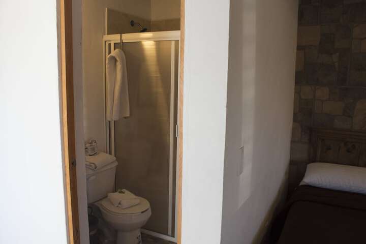 Room 16 of 26
