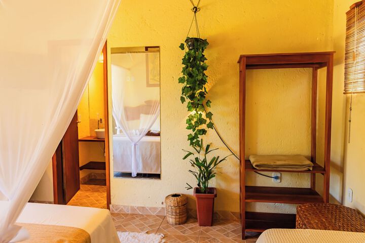 Room 14 of 135
