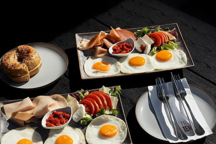 Breakfast/Coffee Service 35 of 42