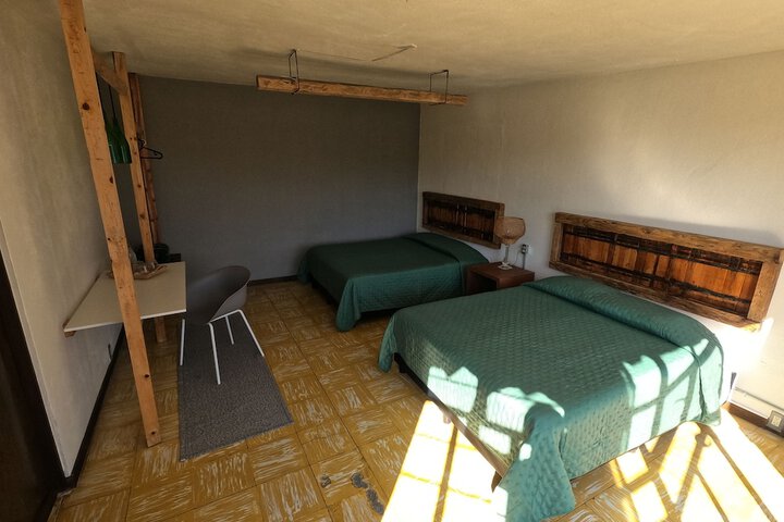 Room 28 of 61