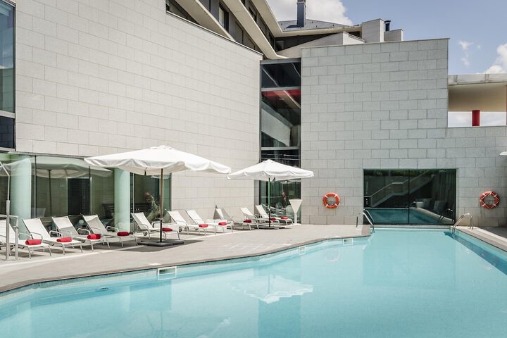 Pool Hotel