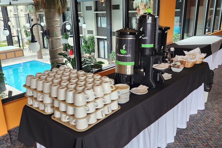 Business Center 106 of 127