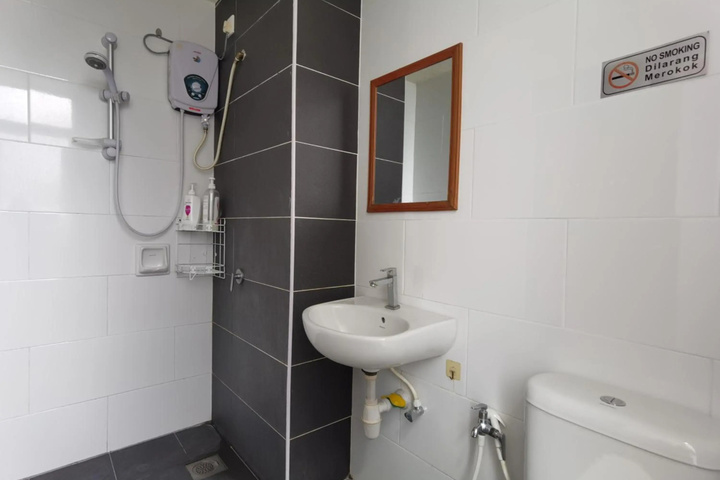 Room 8 of 22