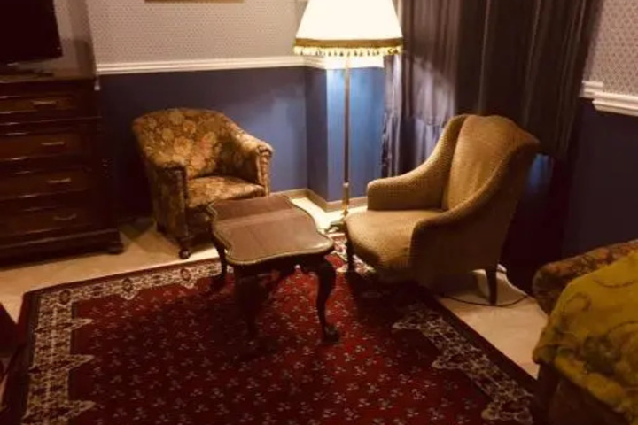 Room 3 of 14