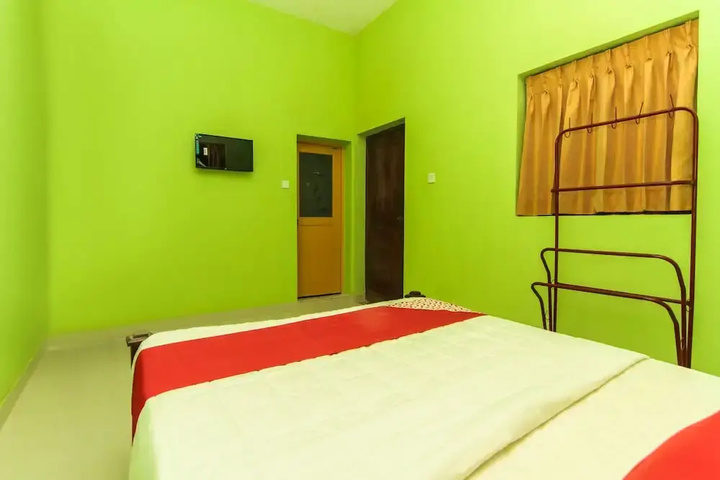 Room 16 of 22