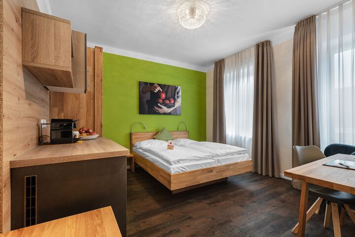 Room 4 of 56