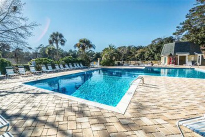 Pool 16 of 36