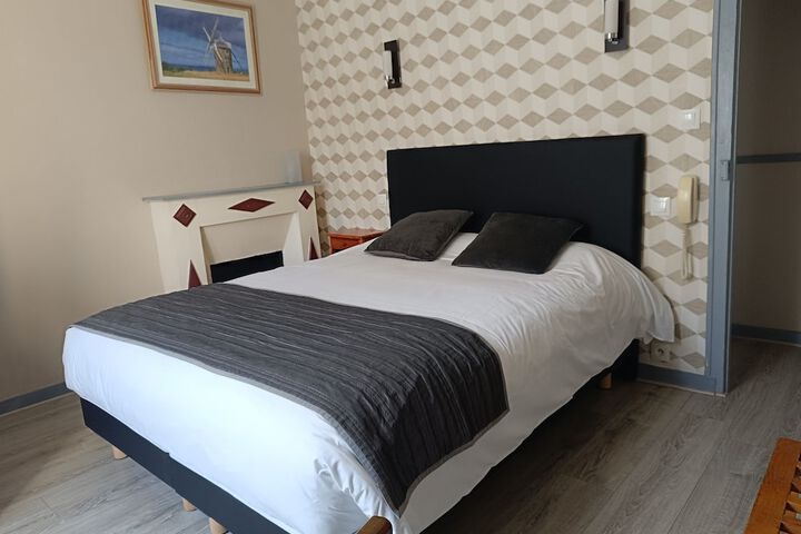 Room 4 of 22