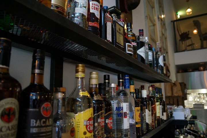 Lounge 55 of 59