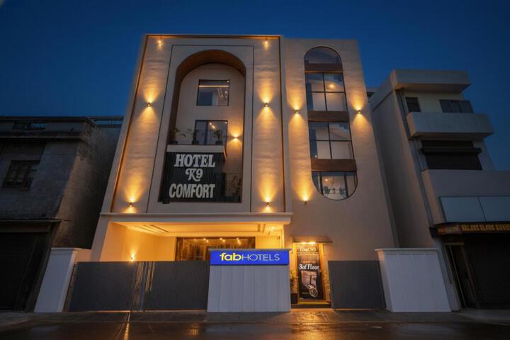 FabHotel K9 Comfort
