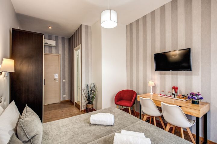 Room 22 of 54