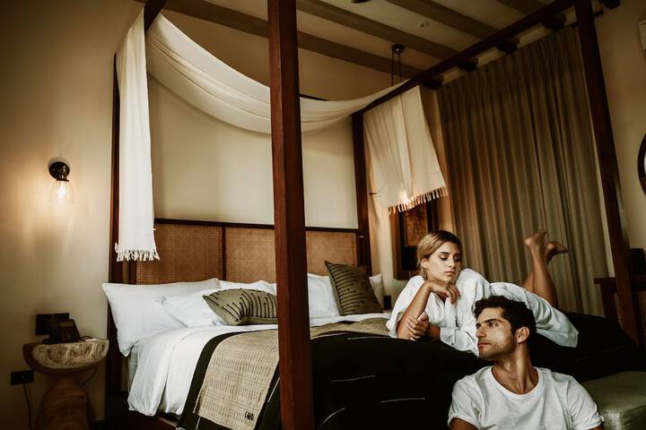 Room 25 of 89