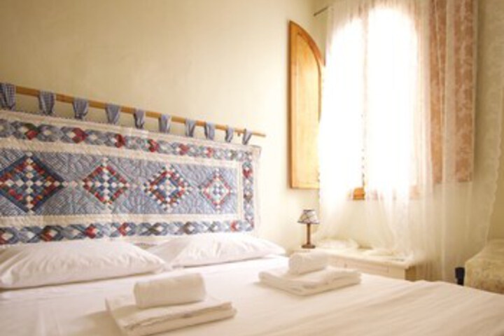 Room 16 of 16