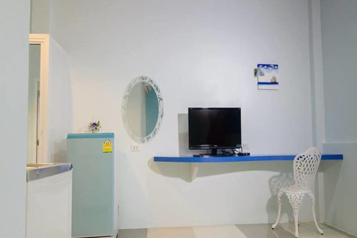 Room 10 of 21