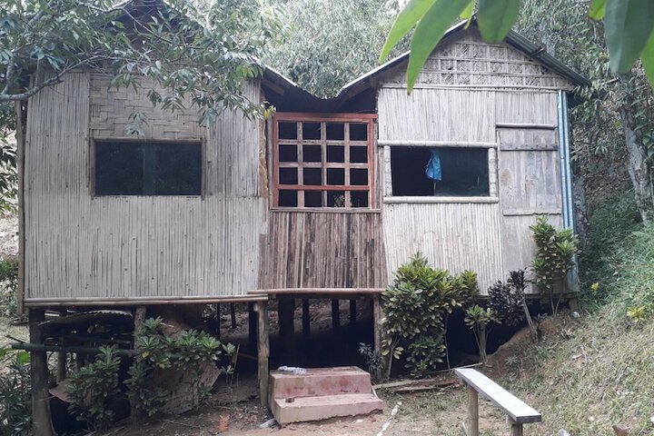 Room 16 of 146