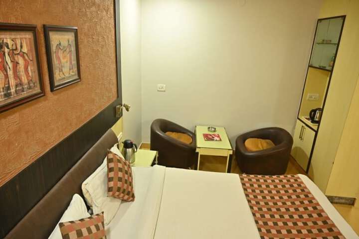 Room 31 of 73