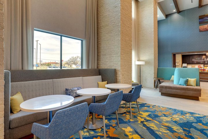 Guest Lobby