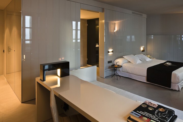 Room 11 of 75