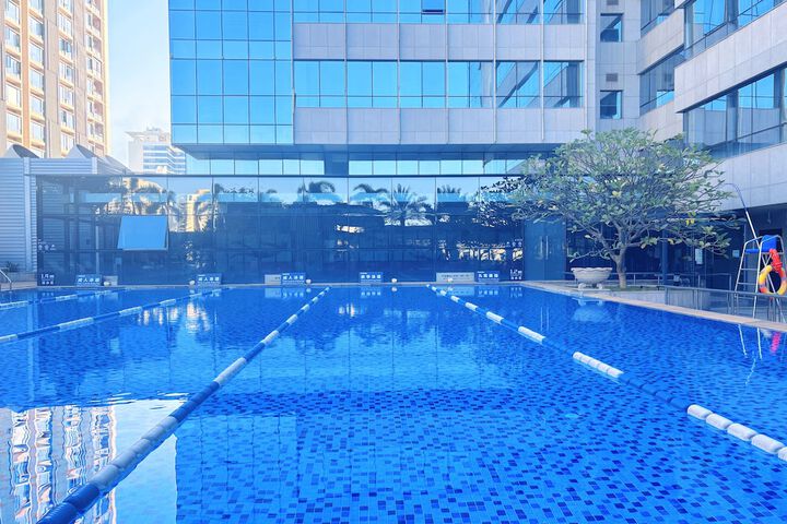 Pool 53 of 83
