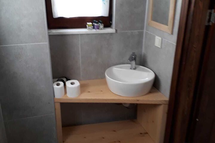 Room 3 of 36