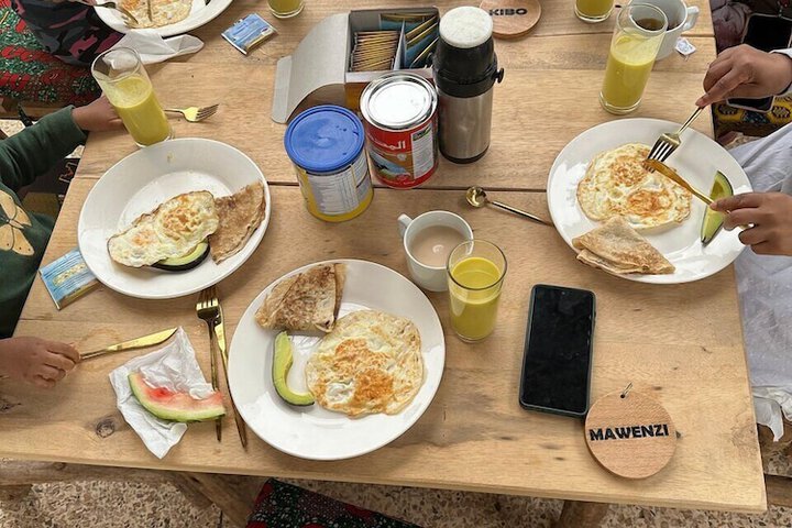 Breakfast/Coffee Service 28 of 34