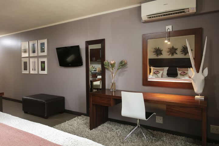 Room 7 of 36