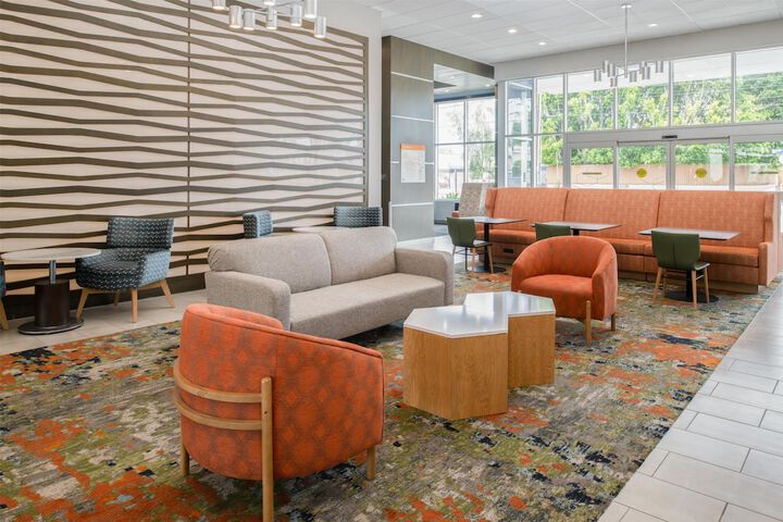 Guest Lobby