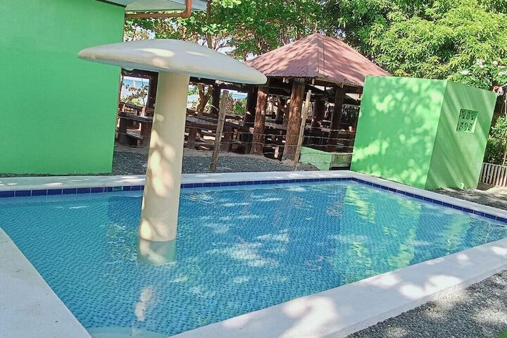 Pool 45 of 59