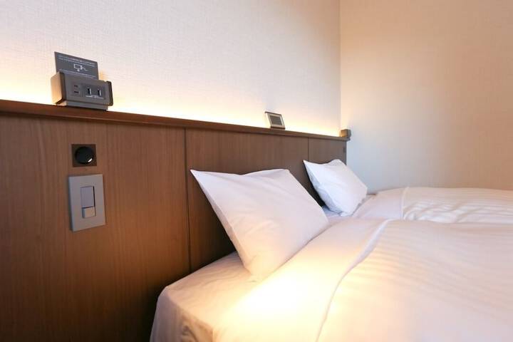 Room 18 of 45