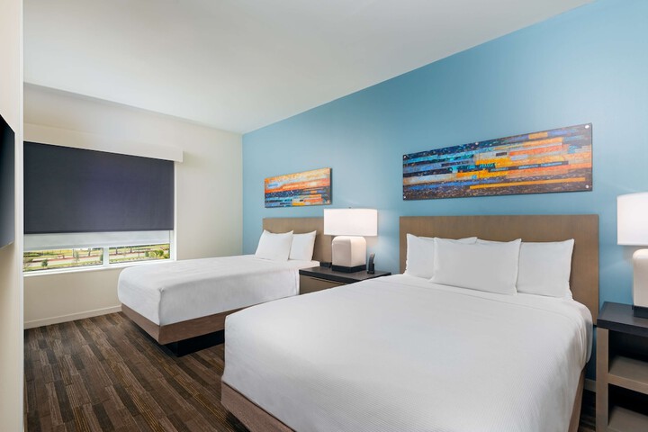 Room 25 of 60