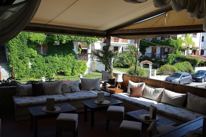 Terrace/Patio 79 of 80