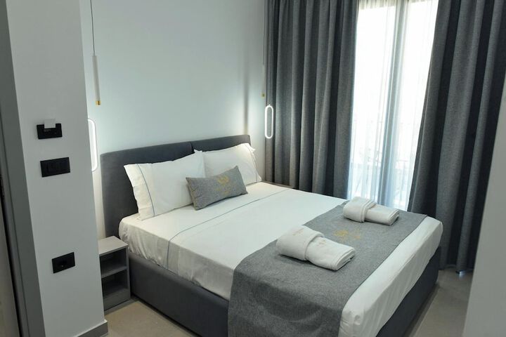 Room 76 of 164