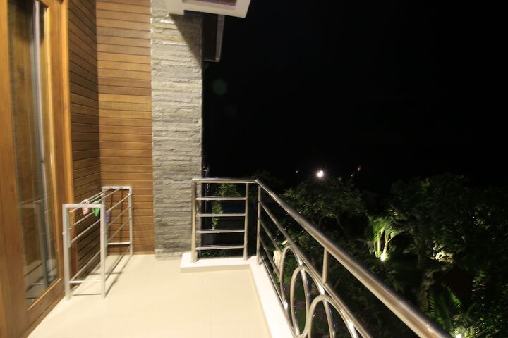 Terrace/Patio 13 of 34
