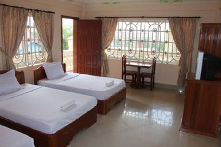 Room 25 of 68