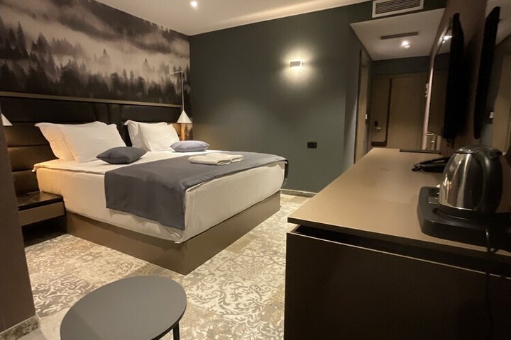 Room 20 of 84