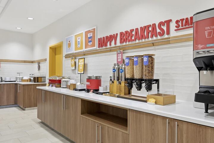 Breakfast/Coffee Service 56 of 62