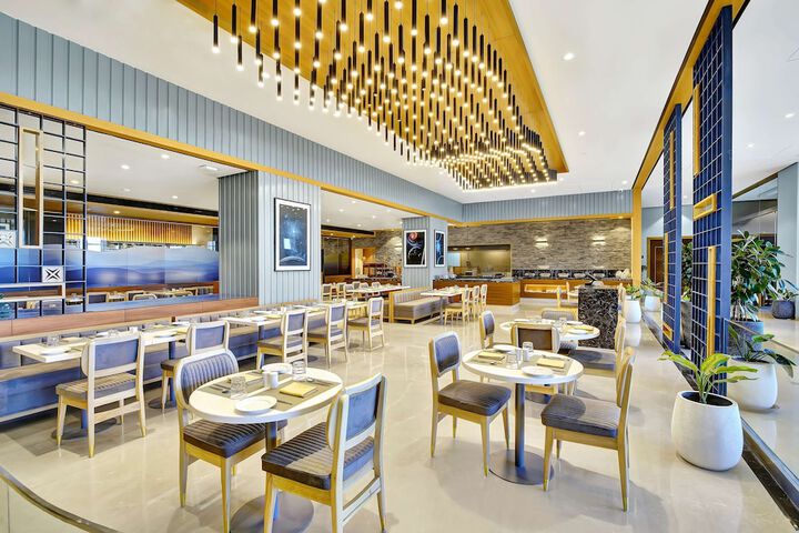Dining 60 of 94
