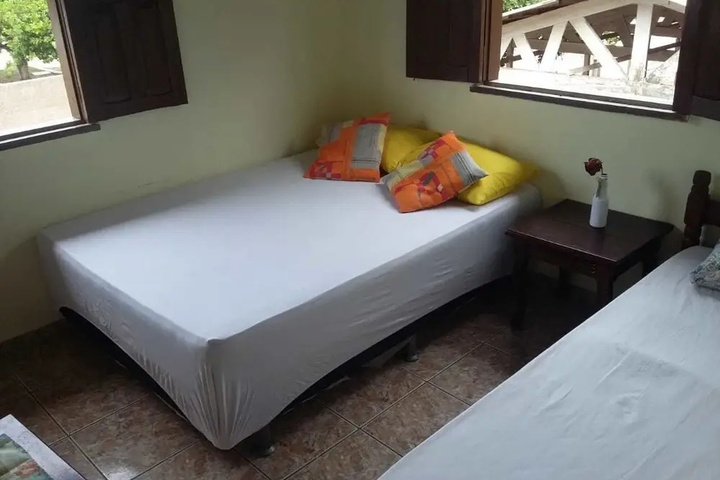 Room 3 of 10
