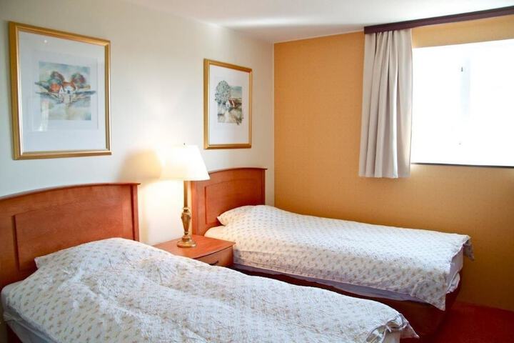 Room 13 of 78