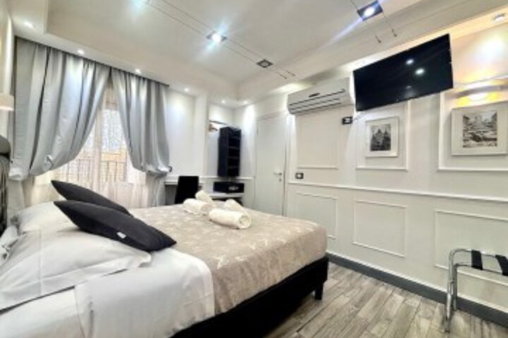 Room 60 of 82