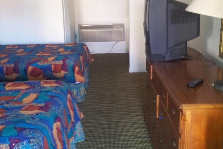Room 12 of 52