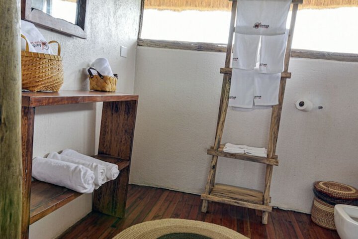 Room 9 of 25