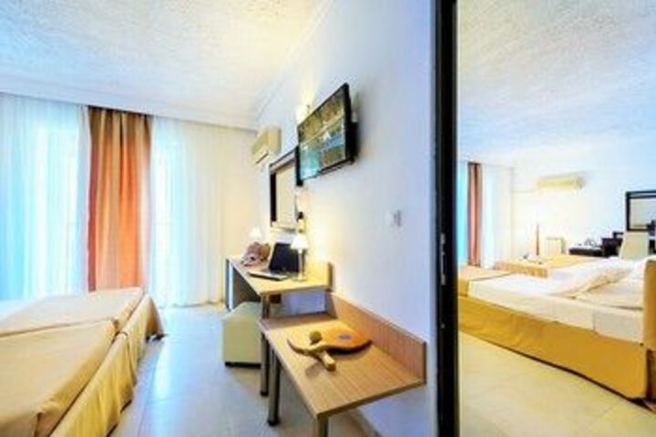 Room 21 of 44