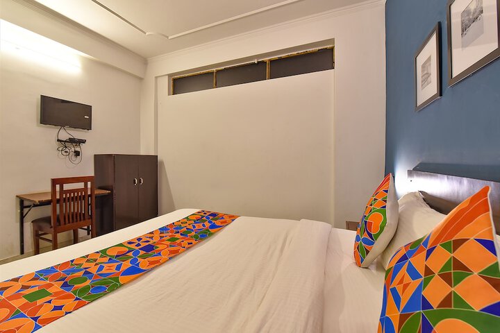 Room 20 of 37