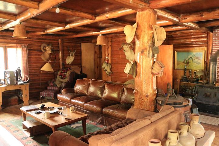 Hotel Interior 2 of 15